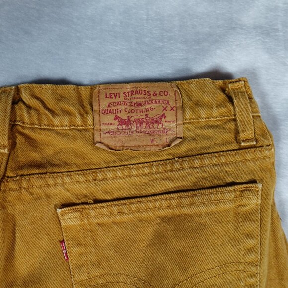 Vintage Levis 560 Relaxed Tapered Fit Jeans Mens 36x32 (Fits 34x31) Mustard Tan - Picture 5 of 11